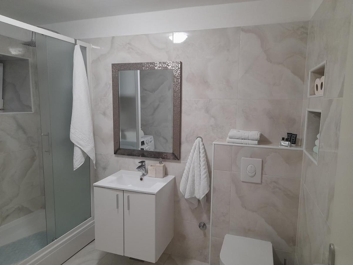 Nautica Free Parking Apartment Sibenik Bagian luar foto