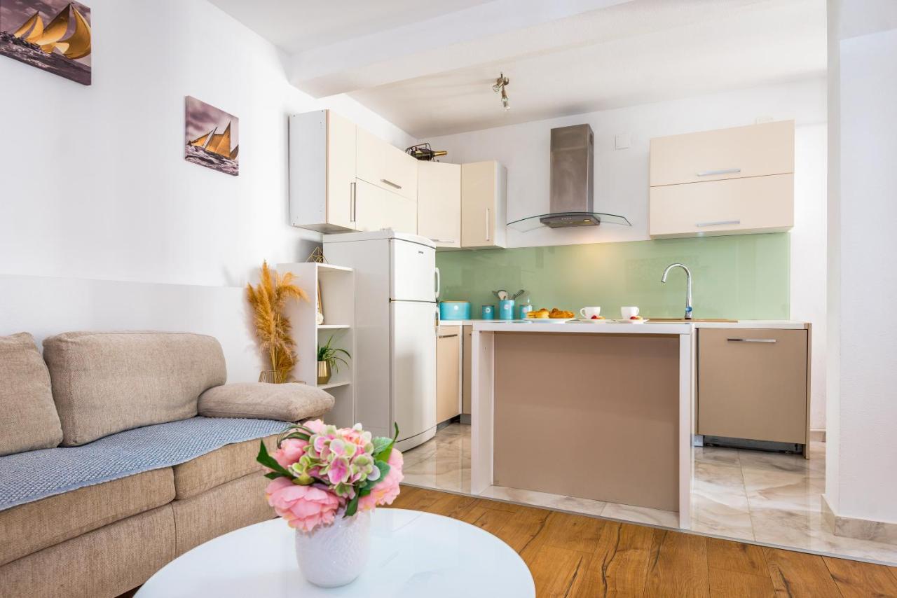 Nautica Free Parking Apartment Sibenik Bagian luar foto